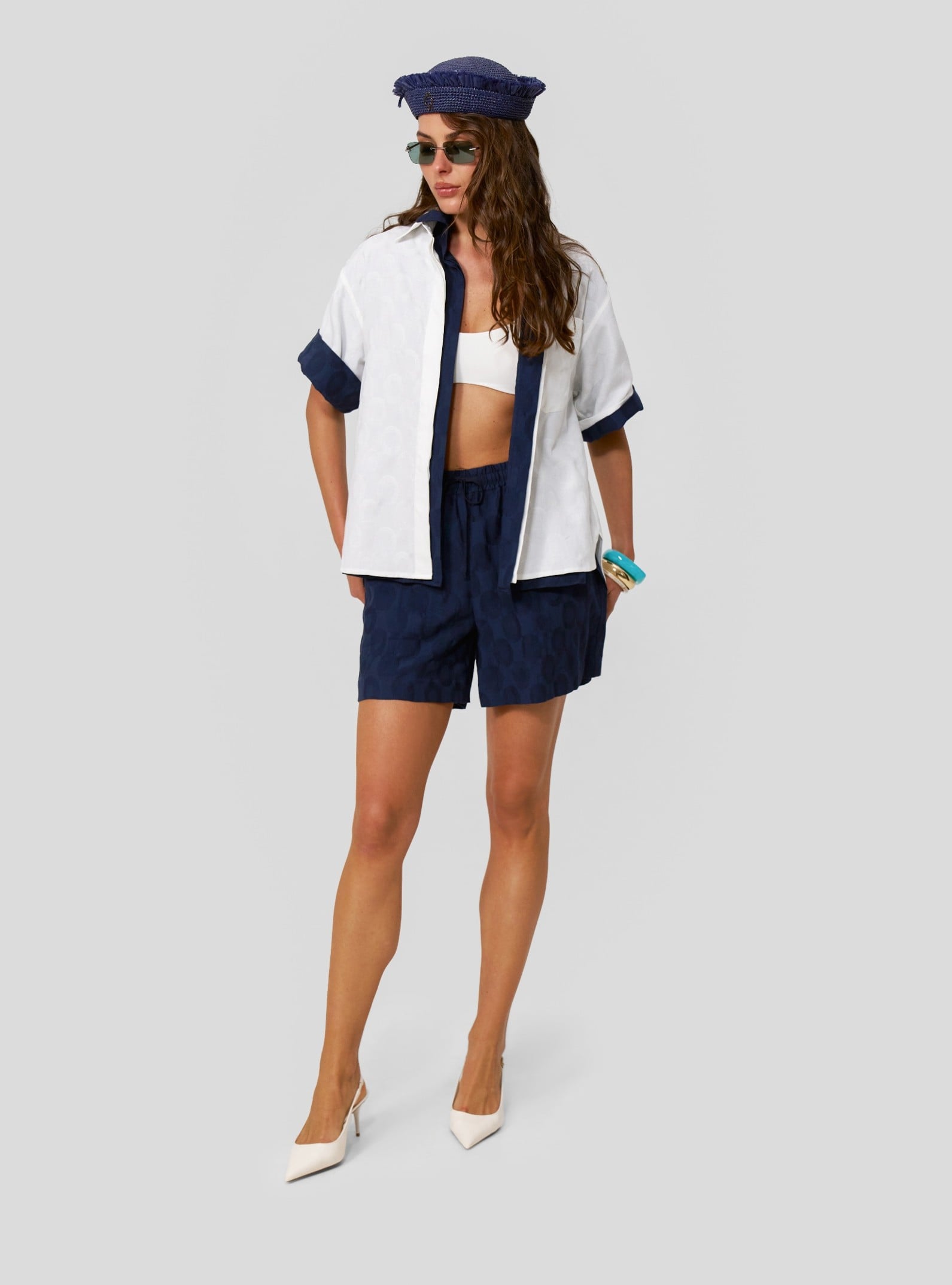 LOOK 5